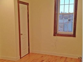 Home for Pre-foreclosure / auction Belmont, Bronx