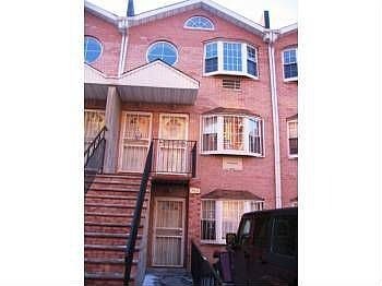 Townhouse for Pre-foreclosure / auction Bedford Stuyvesant, Brooklyn