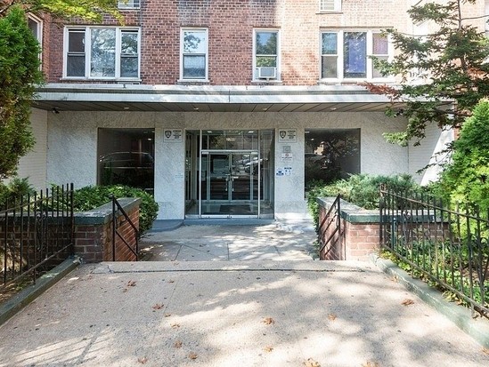 Condo for Sale Bronxwood, Bronx