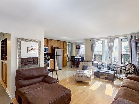 Condo for Sale Bronxwood, Bronx