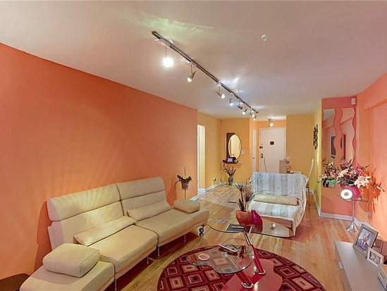 Condo for Sale Bronxwood, Bronx