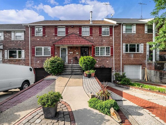 Single-family for Sale Little Neck, Queens