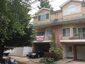 Home for Pre-foreclosure / auction Charleston, Staten Island