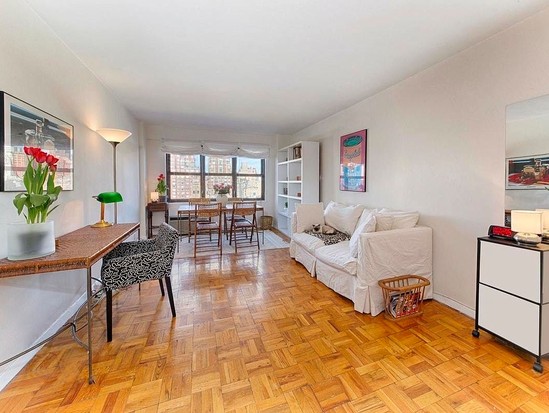 Apartment for Sale Upper East Side, Manhattan