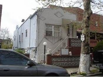 Single-family for Pre-foreclosure / auction Canarsie, Brooklyn