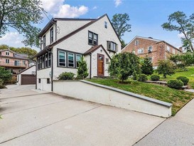 Home for Sale Douglaston, Queens