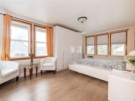 Home for Sale Douglaston, Queens