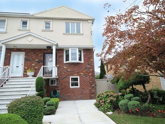 Single-family for Sale Bergen Beach, Brooklyn