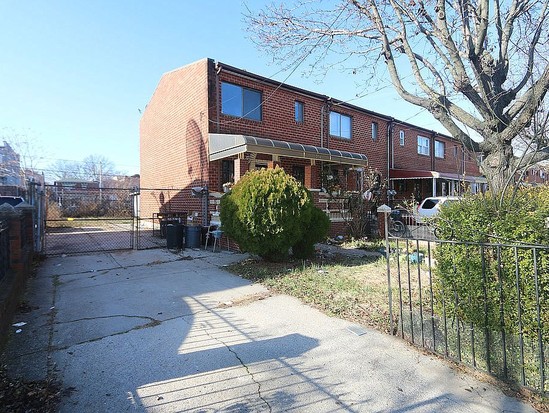 Single-family for Sale Brownsville, Brooklyn