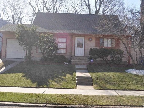 Single-family for Sale Douglaston, Queens