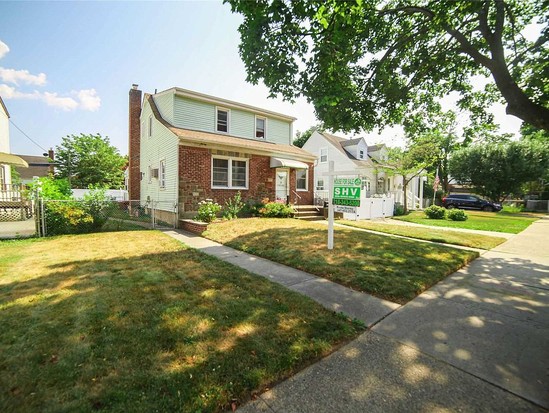 Single-family for Sale Bellerose, Queens