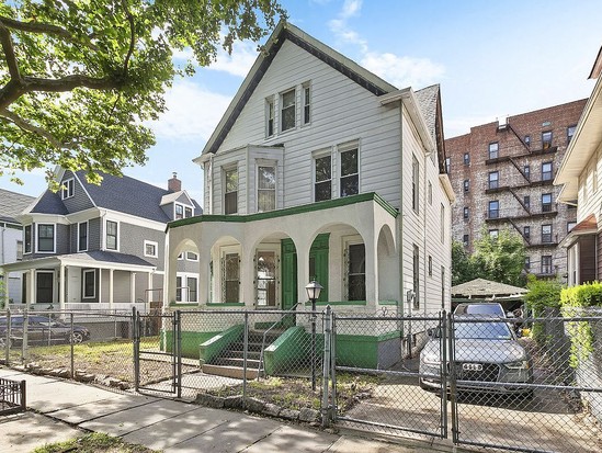 Single-family for Sale Prospect Lefferts Gardens, Brooklyn