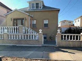 Home for Foreclosed South Beach, Staten Island