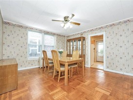 Home for Sale Throggs Neck, Bronx