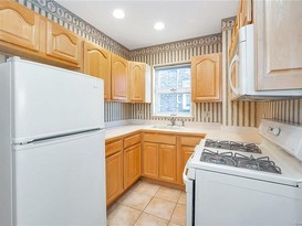 Home for Sale Throggs Neck, Bronx