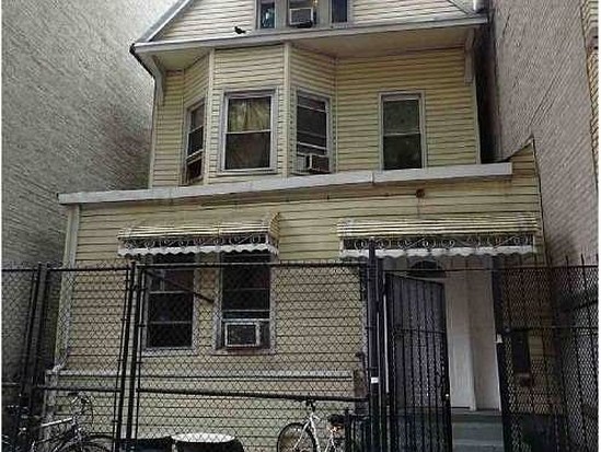 Single-family for Sale University Heights, Bronx