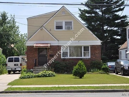 Multi-family for Sale Rosedale, Queens