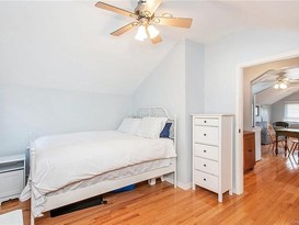 Home for Sale Throggs Neck, Bronx