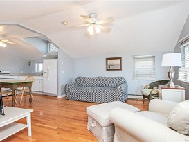 Home for Sale Throggs Neck, Bronx