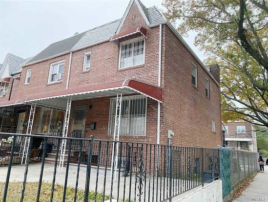 Single-family for Sale Jackson Heights, Queens