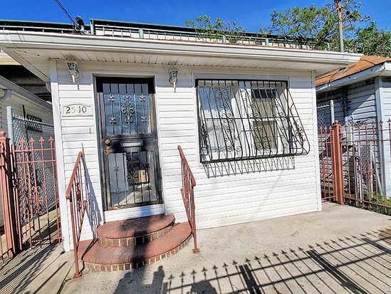 Single-family for Sale Far Rockaway, Queens