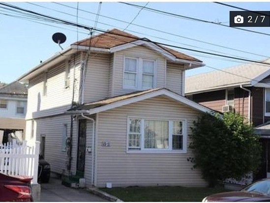 Single-family for Sale Far Rockaway, Queens