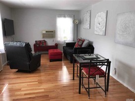 Home for Sale Glen Oaks, Queens