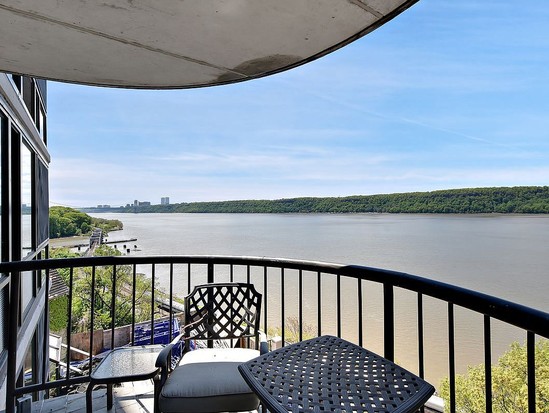 Condo for Sale Riverdale, Bronx