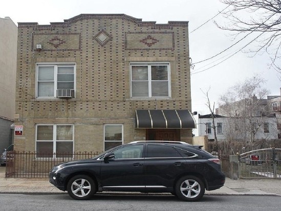 Multi-family for Sale Gravesend, Brooklyn