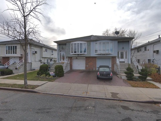 Multi-family for Pre-foreclosure Rosedale, Queens