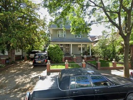 Home for Pre-foreclosure Dimtas Park, Brooklyn