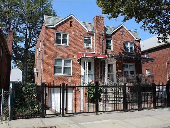 Single-family for Sale Laconia, Bronx