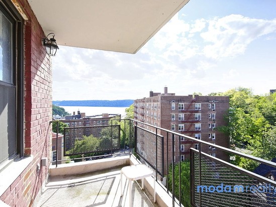 Condo for Sale Riverdale, Bronx