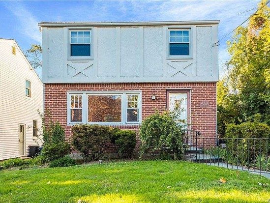 Single-family for Sale Douglaston, Queens