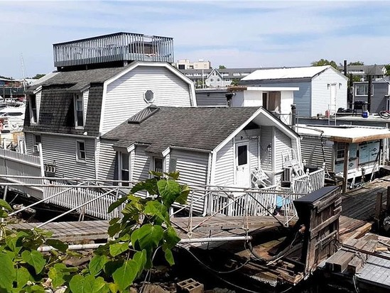 Single-family for Sale Mill Basin, Brooklyn