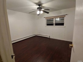 Home for Sale Throggs Neck, Bronx