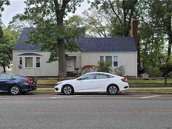 Single-family for Sale Floral Park, Queens