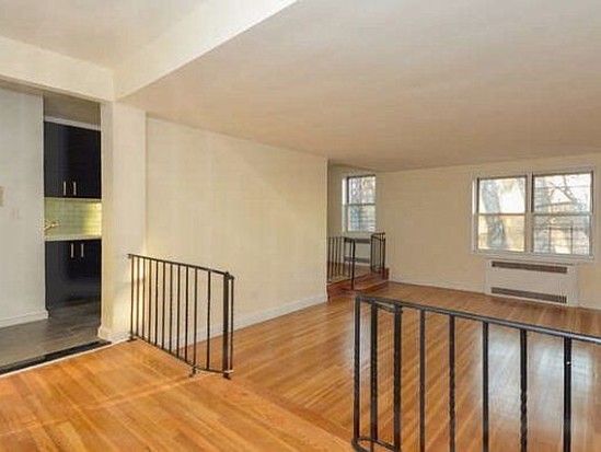 Condo for Contingent Riverdale, Bronx