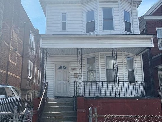 Single-family for Sale Fordham, Bronx