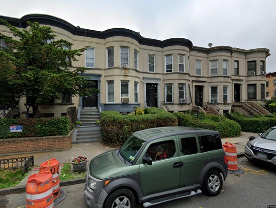 Single-family for Pre-foreclosure Prospect Lefferts Gardens, Brooklyn