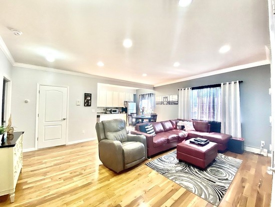 Condo for Sale Gravesend, Brooklyn