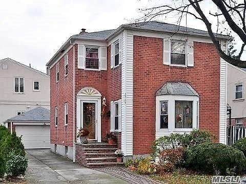 Single-family for Sale Bayside, Queens