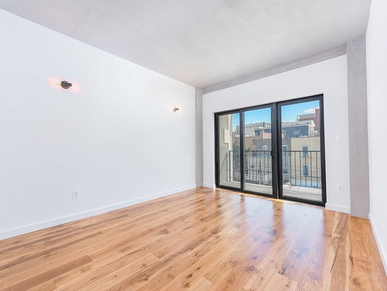 Condo for Sale Astoria, Queens