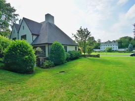 Home for Sale Todt Hill, Staten Island