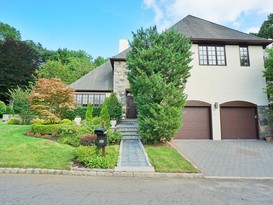 Home for Sale Todt Hill, Staten Island