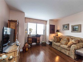 Home for Sale Glen Oaks, Queens