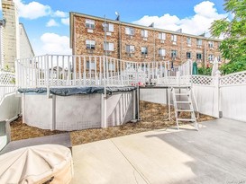 Home for Sale Throggs Neck, Bronx