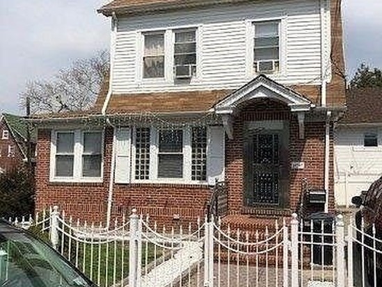 Single-family for Sale East Elmhurst, Queens