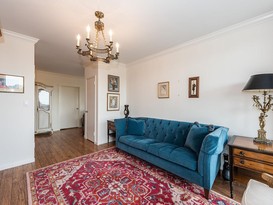 Home for Sale Glen Oaks, Queens