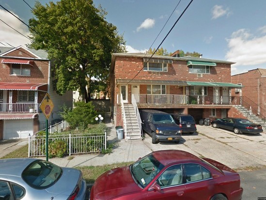 Multi-family for Pre-foreclosure Laconia, Bronx